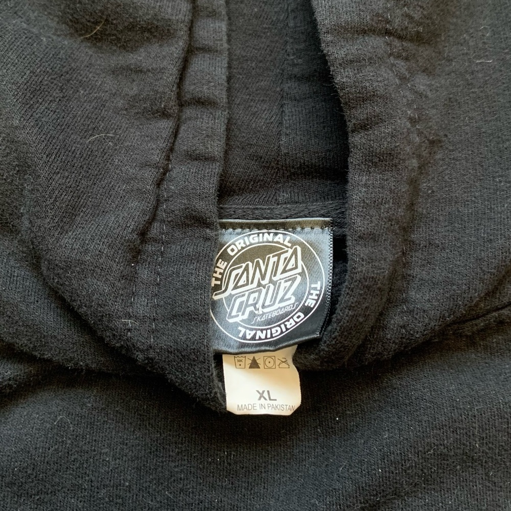 Youth X-Large black Santa Cruz hooded sweatshirt. - Picture 3 of 6